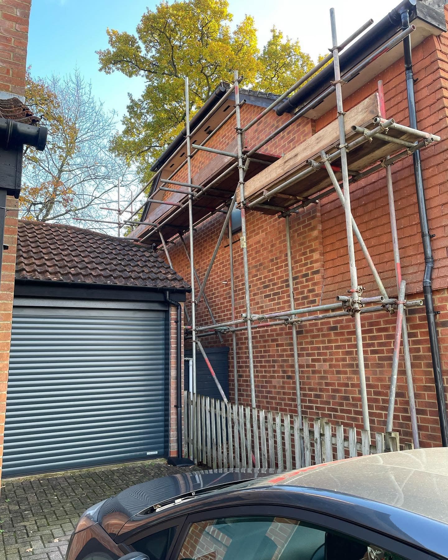 Roofing Scaffolding & Edge Protection by Aspect Scaffolding